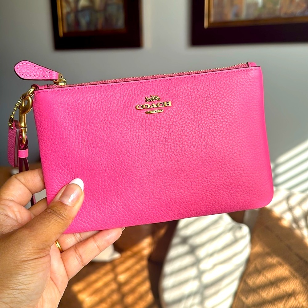NWT COACH SM WRISTLET